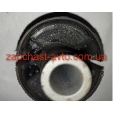 Сайлентблок задней балки Tucson 04-10 PH 55456-2E500 Сайлентблок задней балки Tucson 04-10 PH 55456-2E500