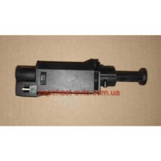 Датчик стоп сигнала Amulet OE-KLM A11-3720011