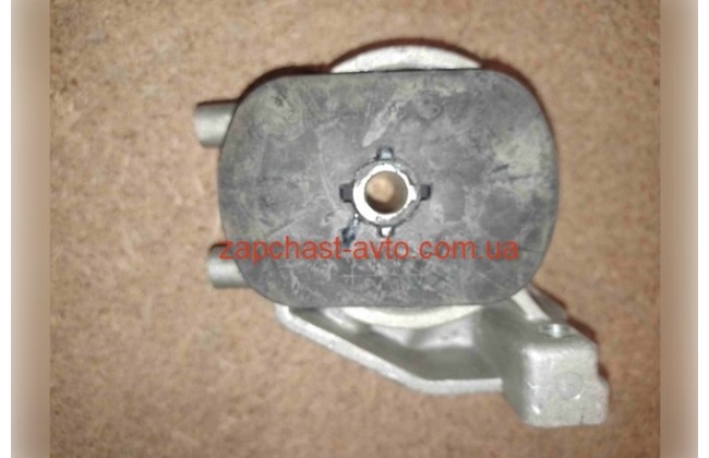 Подушка двигателя левая Getz 1,3-1,6 МКПП PH 21830-1C270
