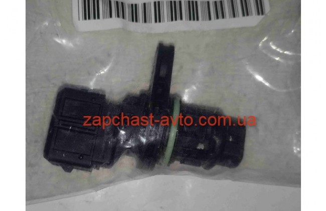 Датчик положения коленвала Tucson, Sportage, Cerato, Matrix, Ceed 2.0 бенз OEM 39180-23910, 39180-23500