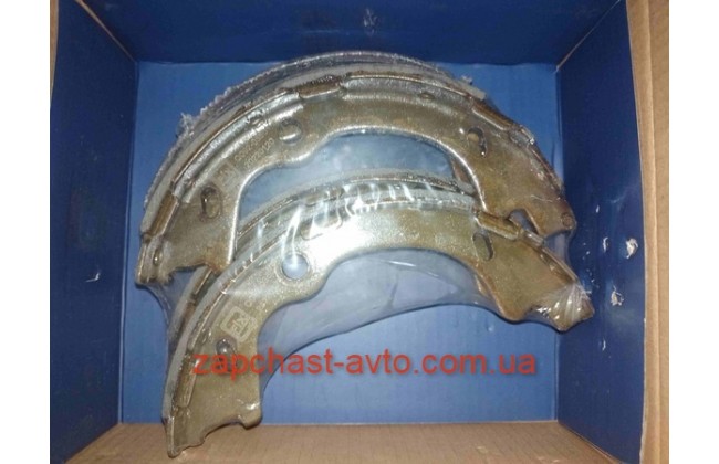 Колодки ручного тормоза Ceed, i30 Denckermann 58350-1HA00, B120197